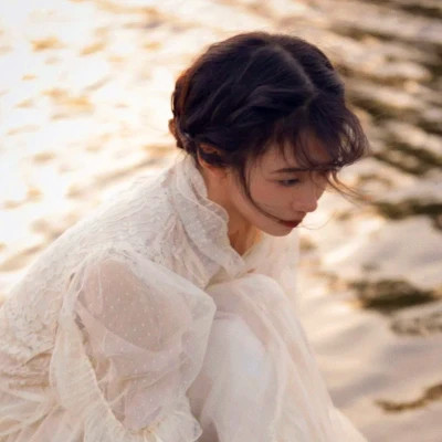 女生复古怀旧头像