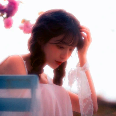 女生复古怀旧头像