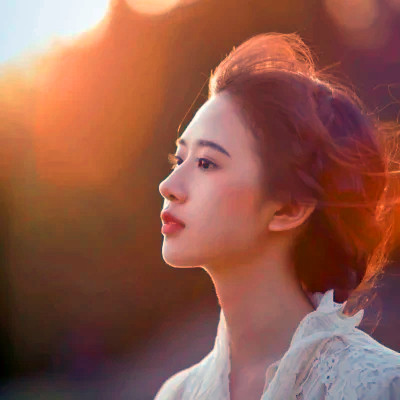 女生复古怀旧头像