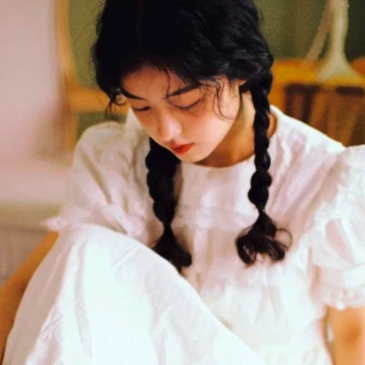 女生复古怀旧头像