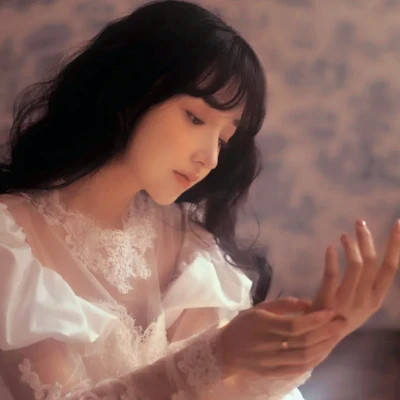 女生复古怀旧头像