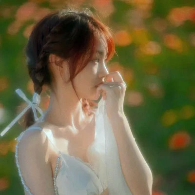 女生复古怀旧头像