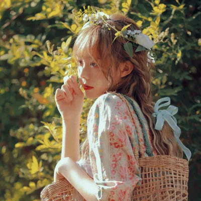 女生复古怀旧头像