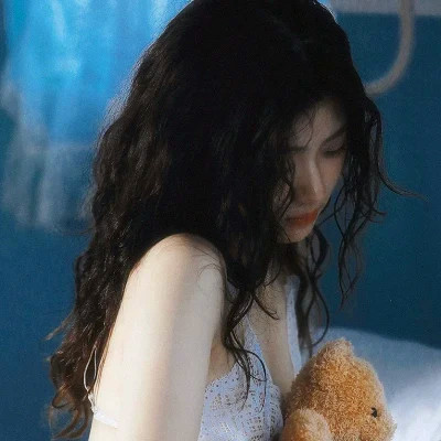 女生复古怀旧头像