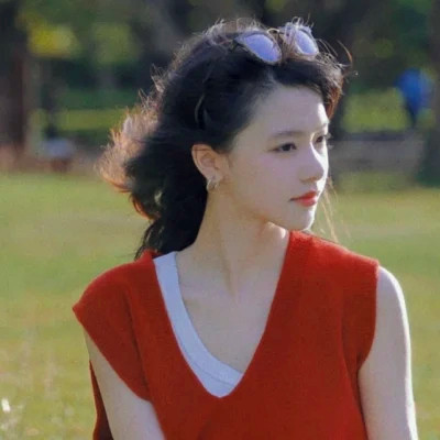 女生头像质感复古