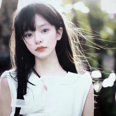 女生头像质感复古