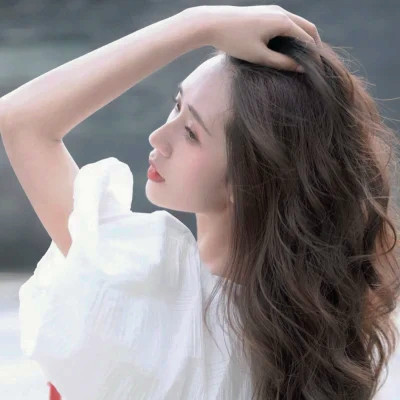 女生头像质感复古