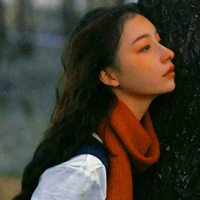 女生头像质感复古