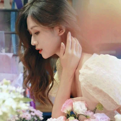 女生头像质感复古
