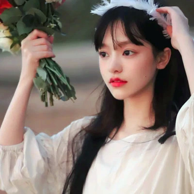 女生头像质感复古