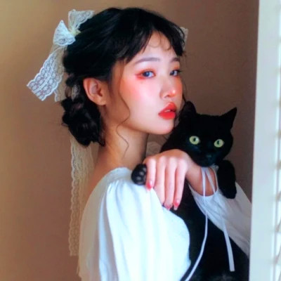 女生头像质感复古