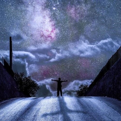 科技感拉满的炫酷霸气头像图片