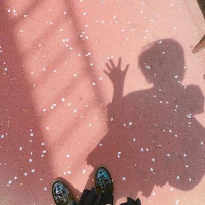 2025年女人招财头像
