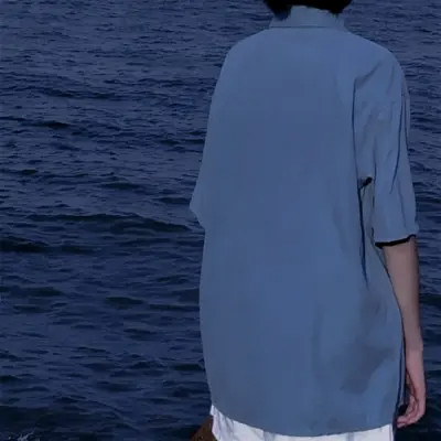 背景图片干净治愈系蓝色头像