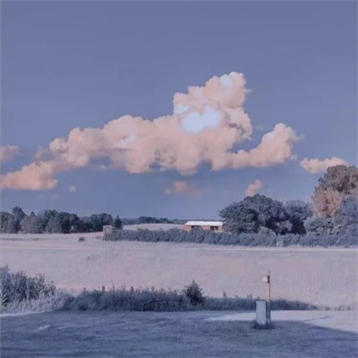 背景图片干净治愈系蓝色头像