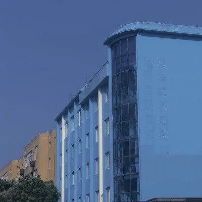 背景图片干净治愈系蓝色头像