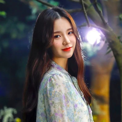 女明星田姬振好看头像图片