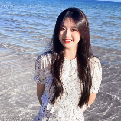 女明星演员歌手胡馨尹头像图片