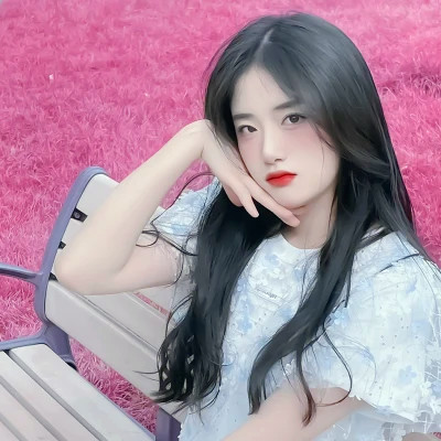 女明星演员歌手胡馨尹头像图片