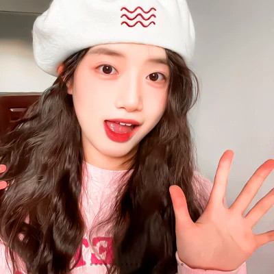 女明星演员歌手胡馨尹头像图片