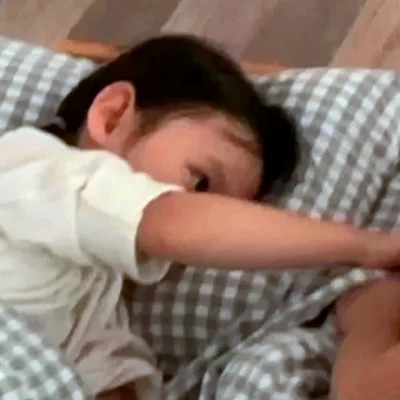 沙雕不明显的情侣头像