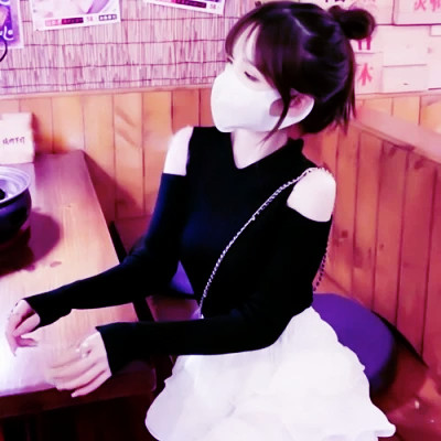 2025年高级情侣头像一人一张