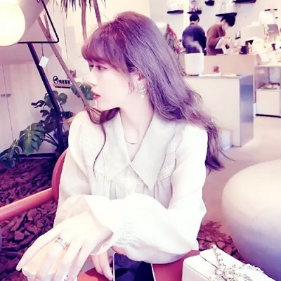 2025年高级情侣头像一人一张