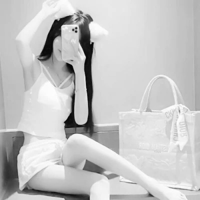 高级真人情头黑白一男一女图片