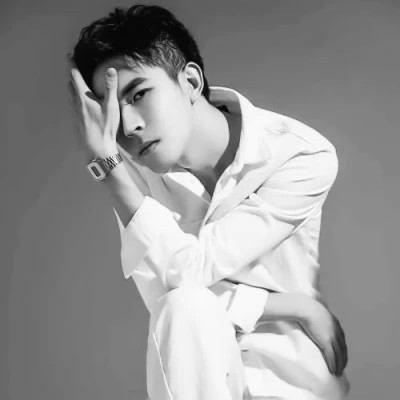 高级真人情头黑白一男一女图片
