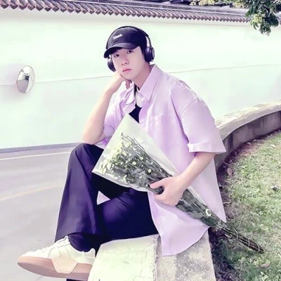 2025年超火好看一男一女单人情侣头像图片