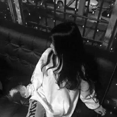 情侣头像一左一右配对黑白