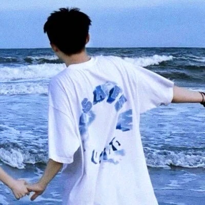 2025年情侣头像真人一人一张
