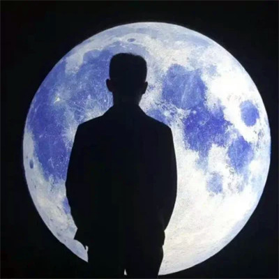2025年情侣头像真人一人一张