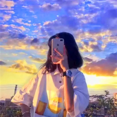 2025年情侣头像真人一人一张