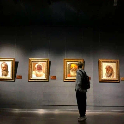 2025年情侣头像一男一女情头