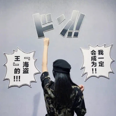 2025年最火的背影情侣头像一男一女