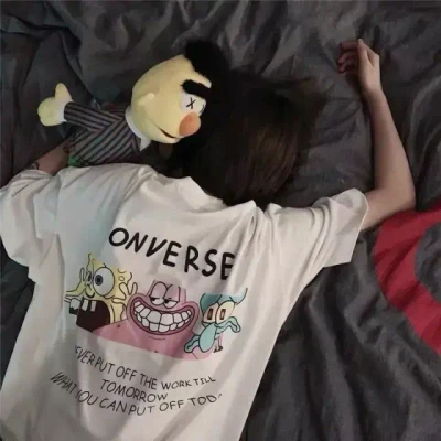 2025年最火的背影情侣头像一男一女