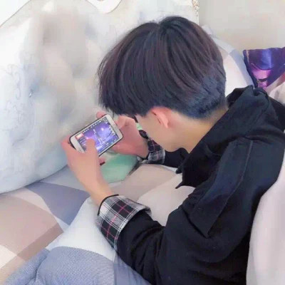 情侣一左一右头像真人