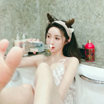 情侣一左一右头像真人