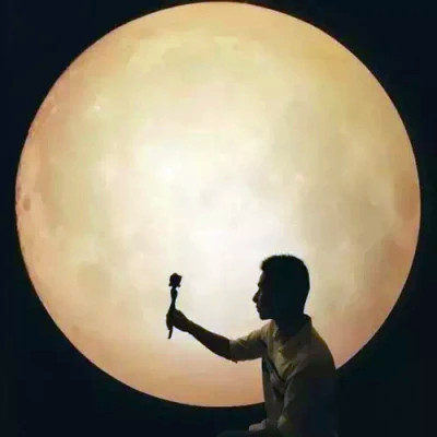 情侣一左一右头像真人