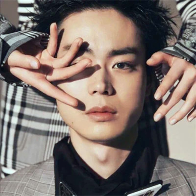 情侣一左一右头像真人