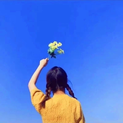 图片头像情侣一人一张真人好看