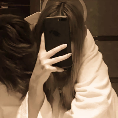 超甜ins风情侣头像真人