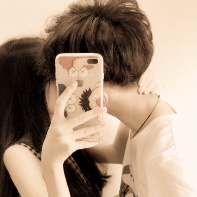 超甜ins风情侣头像真人