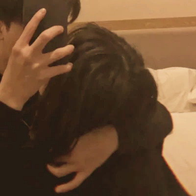 超甜ins风情侣头像真人