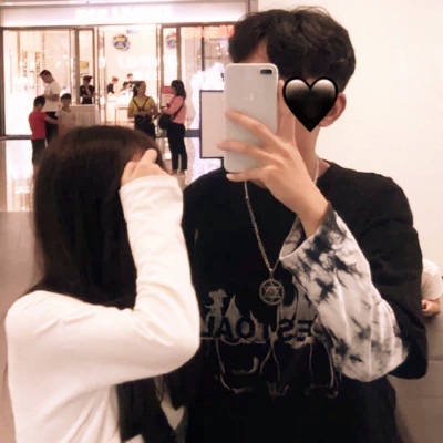 超甜ins风情侣头像真人