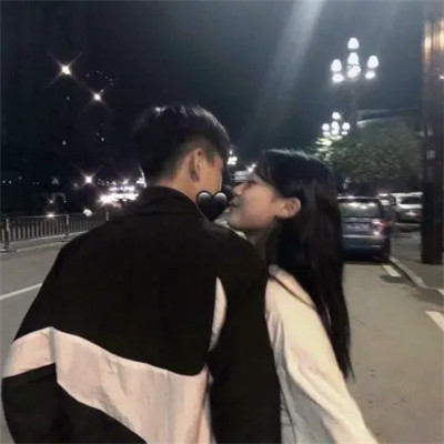 微信头像2025情侣图片