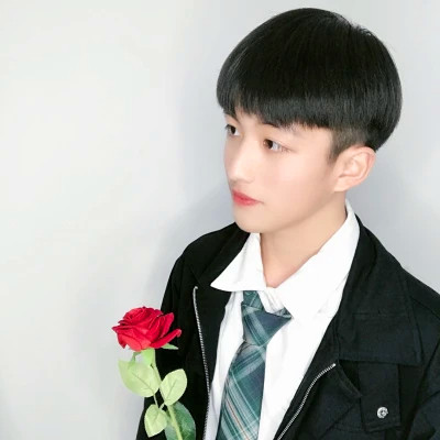 情侣头像情侣专用一男一女真人图片