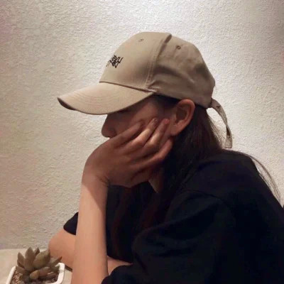 情侣头像情侣专用一男一女真人图片