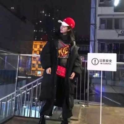 情侣头像情侣专用一男一女真人图片